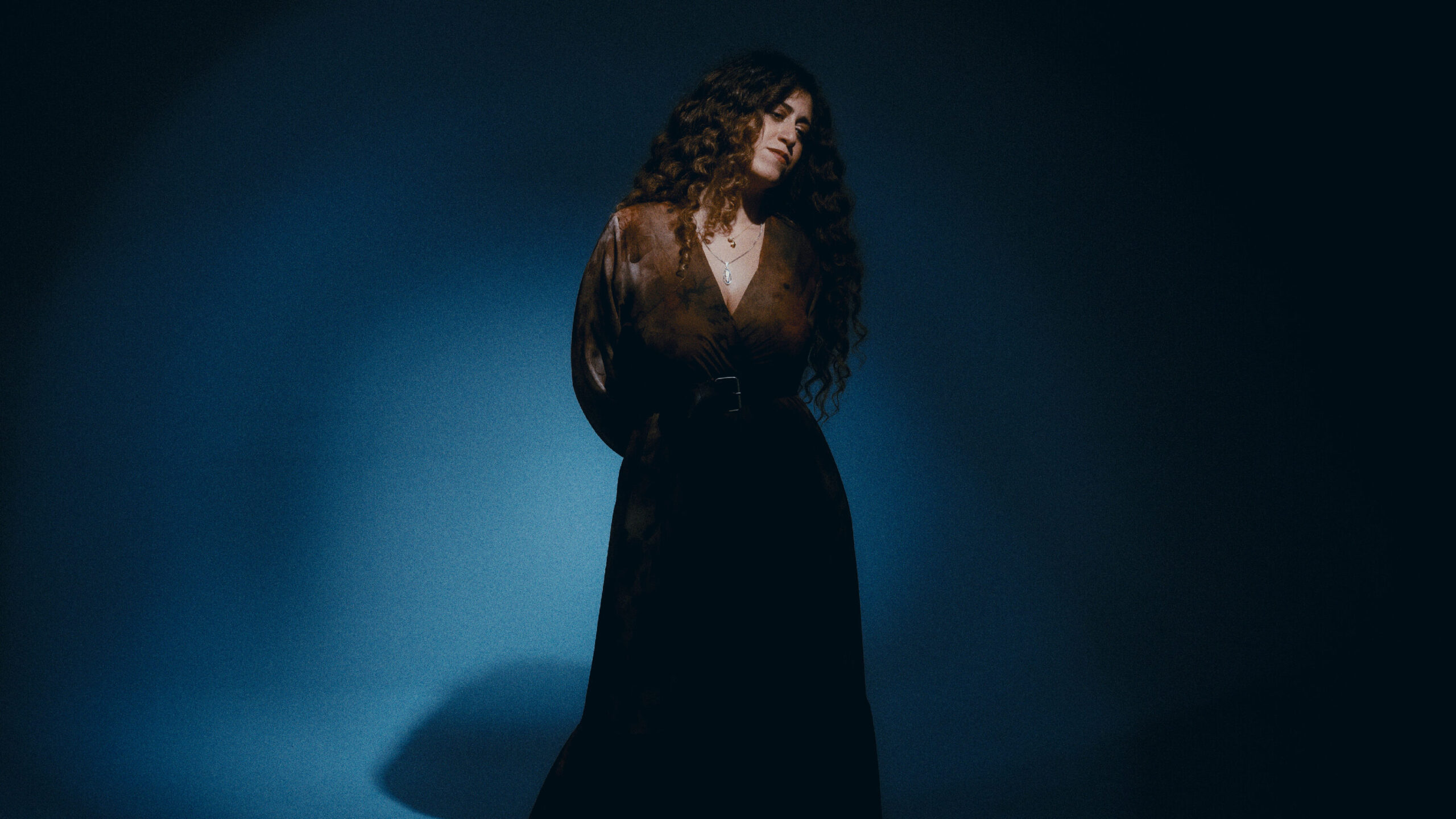 Delia e il suo inedito a X Factor 2025 - Immagini concesse da Sky Italia e Warner Music Group