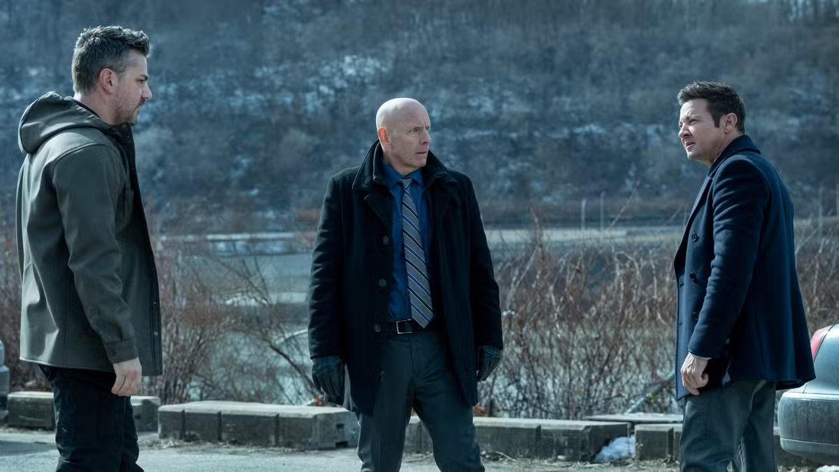 Robert, Ian e Mike sono alla resa dei conti in Mayor of Kingstown 4