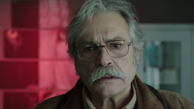 Agah in una scena di Persona, una delle migliori serie tv da vedere