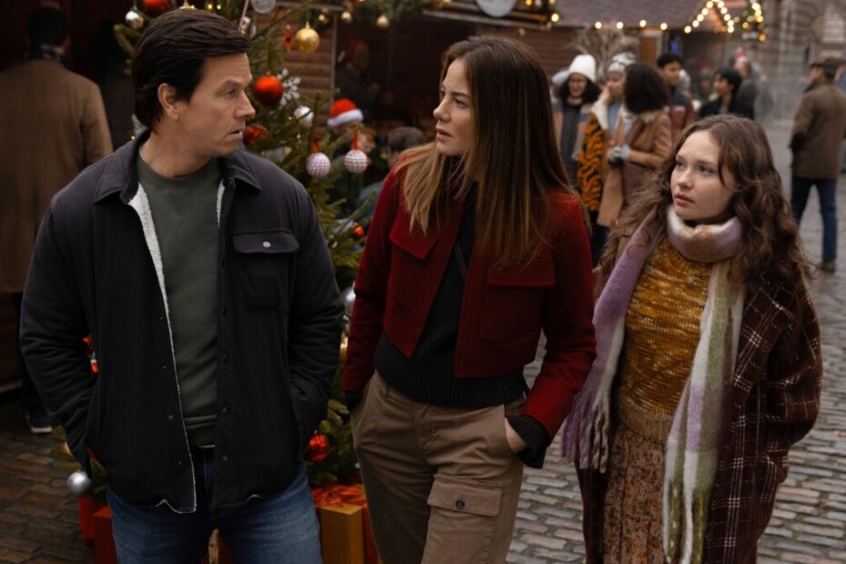 La famiglia Norris si trasferisce in Europa per le vacanze in The Family Plan 2