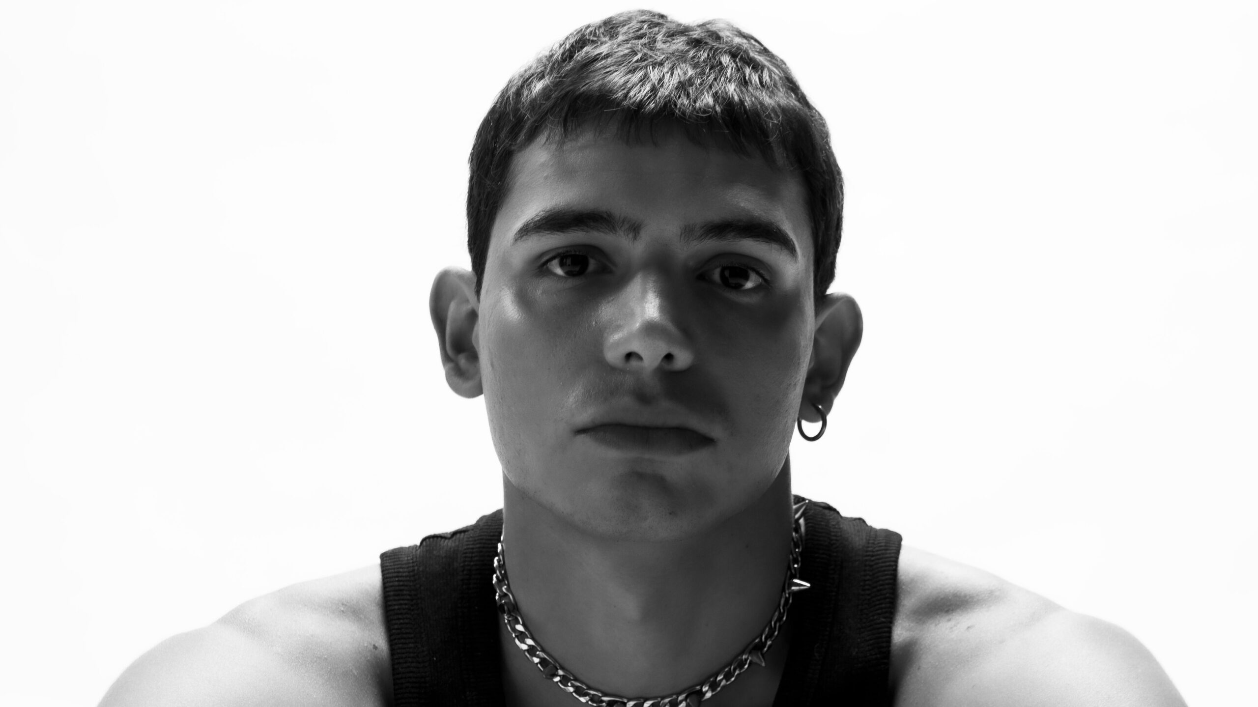 eroCaddeo e il suo inedito a X Factor 2025 - Immagini concesse da Sky Italia e Warner Music Group