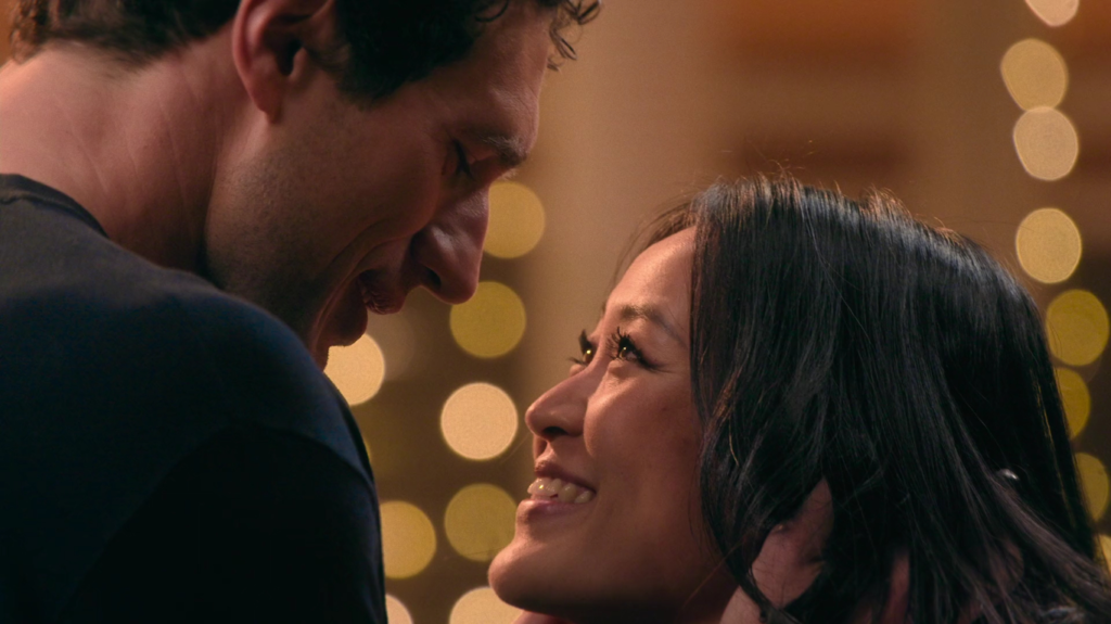 Alessandro B. e Hyoni in una scena di L'Amore è Cieco: Italia 