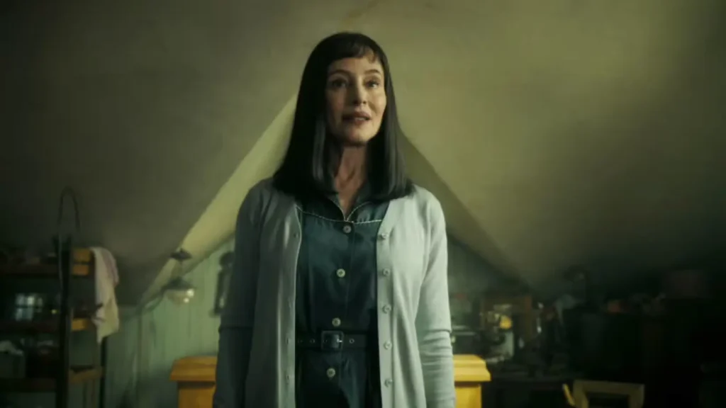 Ingrid Kersh nel sesto episodio di IT: Welcome to Derry - credits: HBO