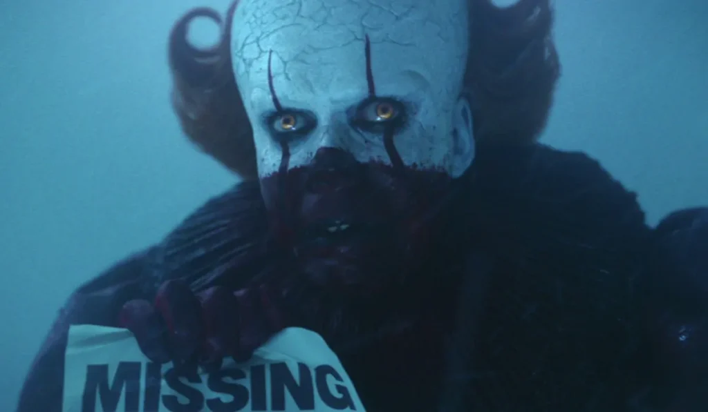 Bill Skarsgård é Pennywise nel finale di IT: Welcome to Derry - Credits: HBO