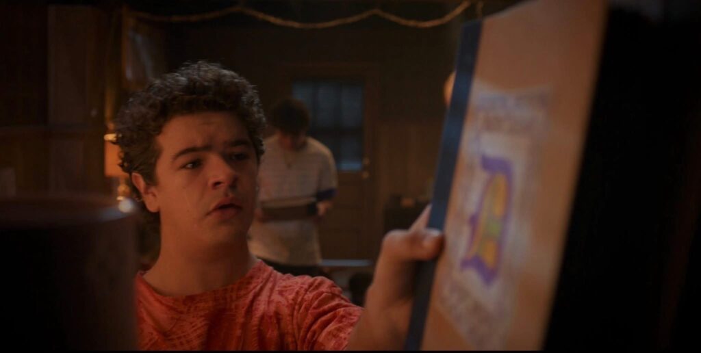 Dustin Henderson nel finale di Stranger Things  