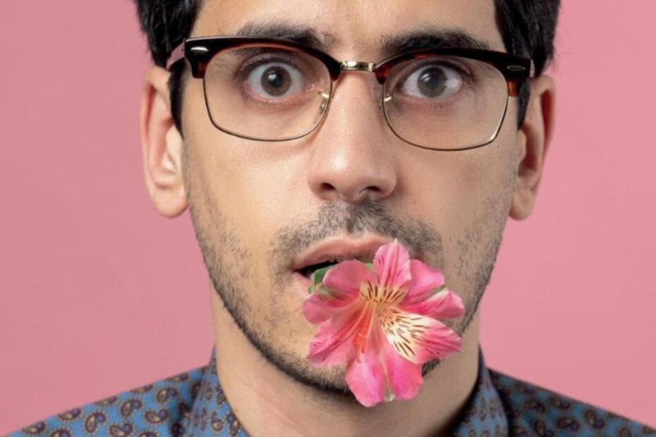 Valerio Lundini, host di Musica Leggerissima