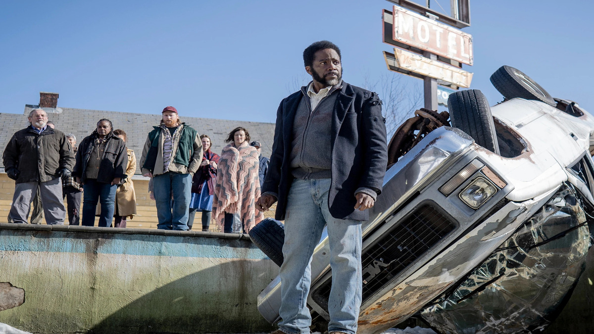 Boyd Stevens in una scena di From, una delle Serie Tv da vedere nel 2026