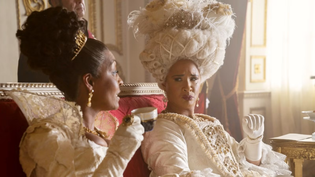 Agatha e la Regina Carlotta in Bridgerton 4 
