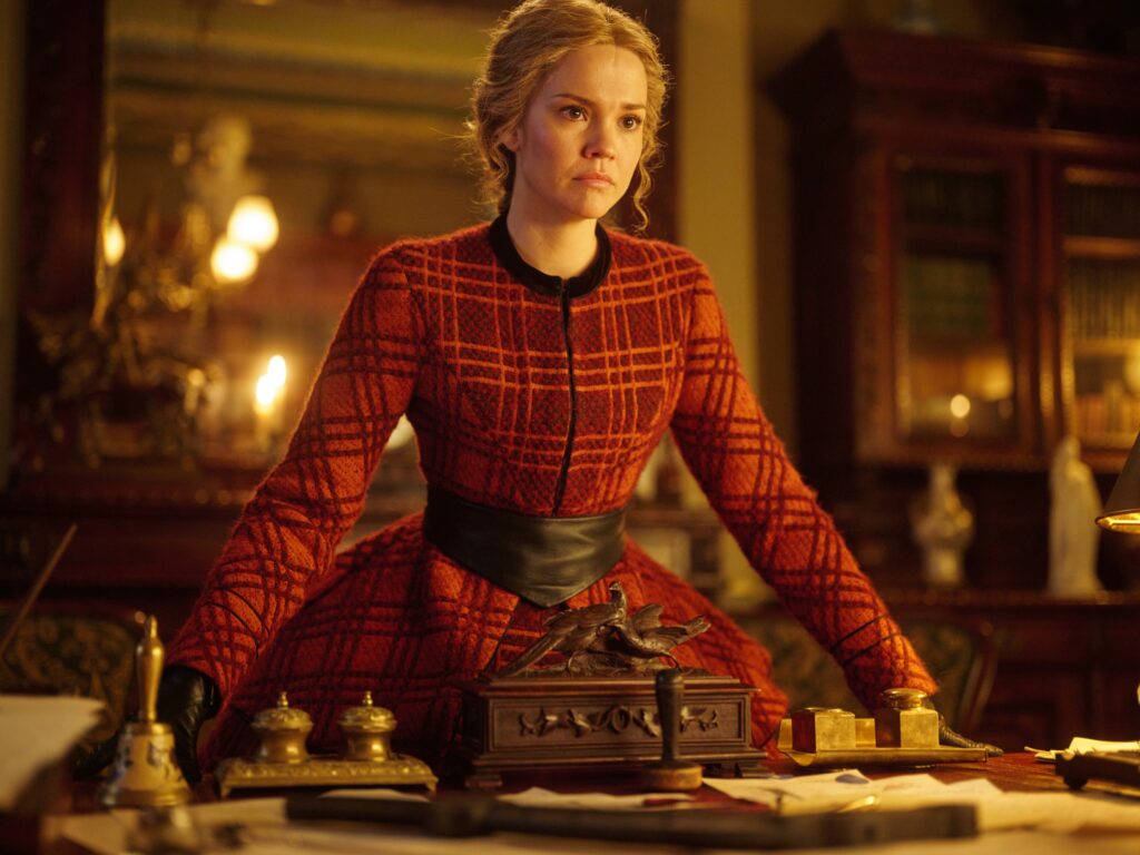 Belle Fox fronteggia sua madre in The Artful Dodger 2