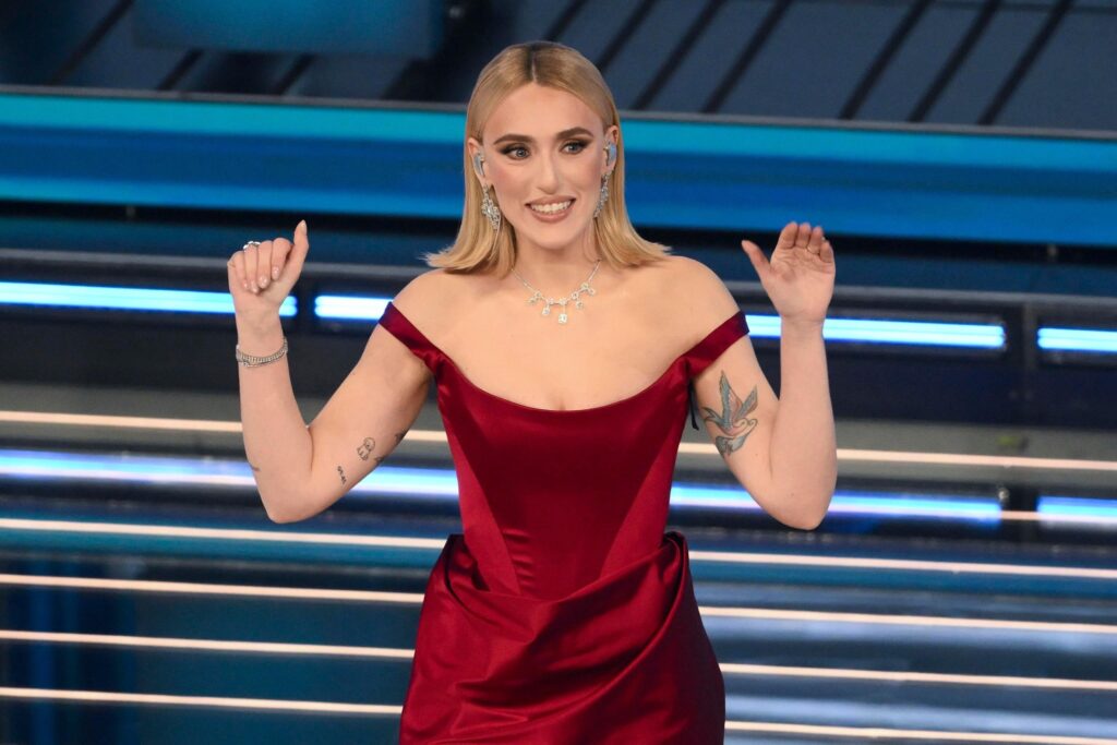 Mara Sattei alla terza serata di Sanremo 2026 - Credits: Rai Uno