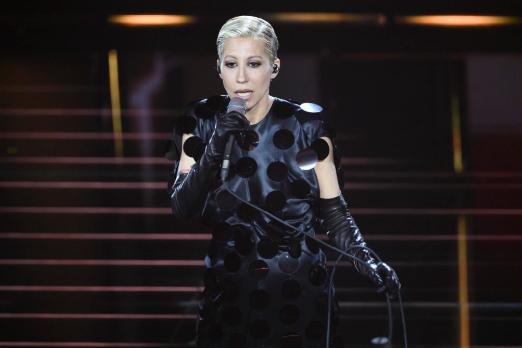 Malika Ayane alla terza serata di Sanremo 2026 - Credits: Rai Uno