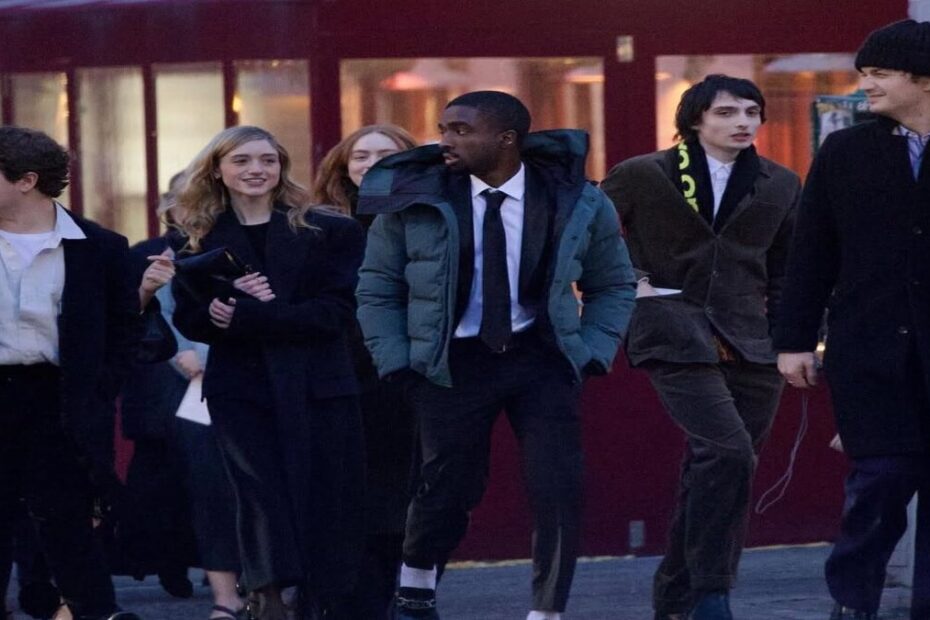 il cast di Stranger Things al matrimonio di Hawke