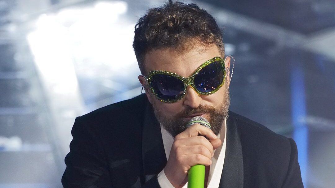 dargen d'amico alla finale di Sanremo 2026 - Credits: Rai Uno