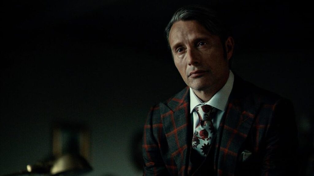 Mads Mikkelsen in una scena di Hannibal, una delle serie tv cancellate 