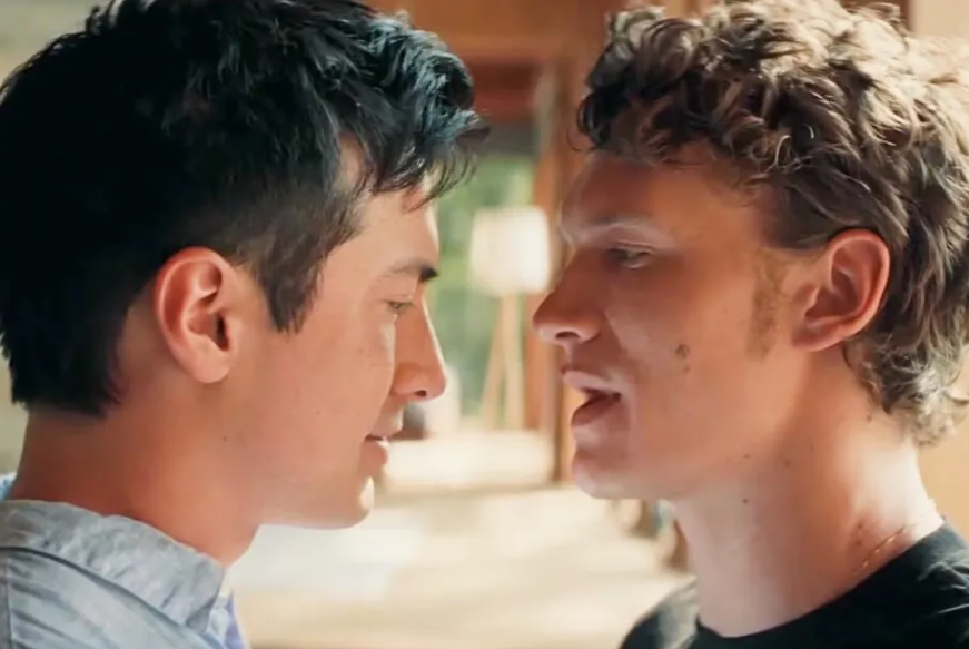 Heated Rivalry 1ร06 โ La Recensione del finale di stagione: un futuro pieno di possibilitร