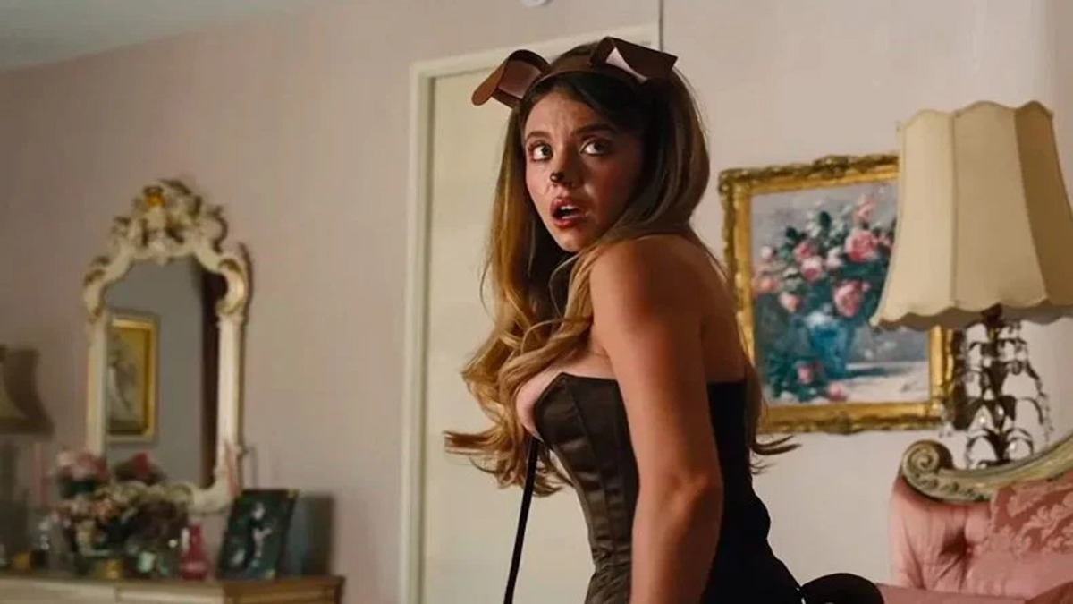 Cassie in una scena della terza stagione di Euphoria