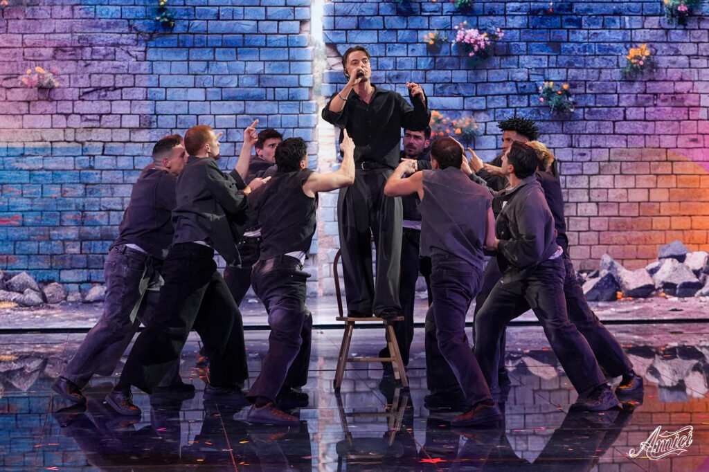 Plasma ad Amici 2026