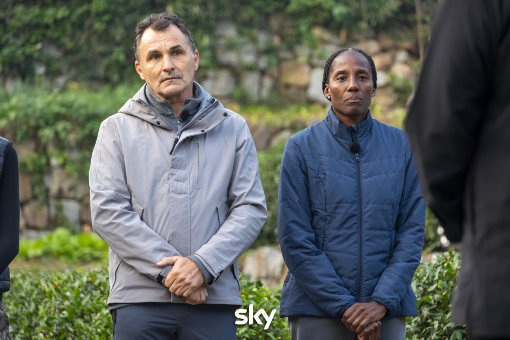 i veloci firmano per primi il libro rosso nella quinta puntata di Pechino Express 2026