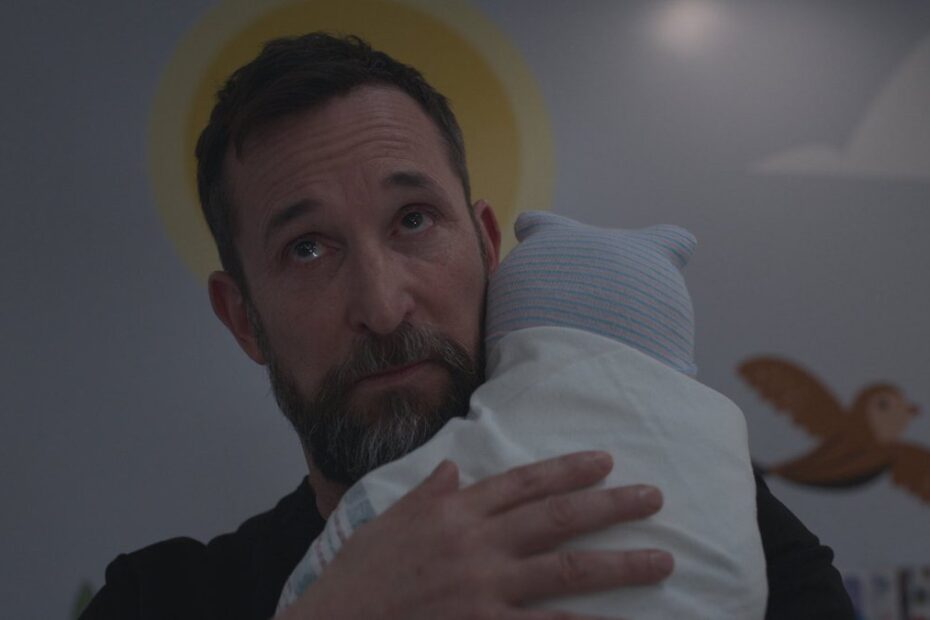 Robby in una scena del finale di The Pitt 2