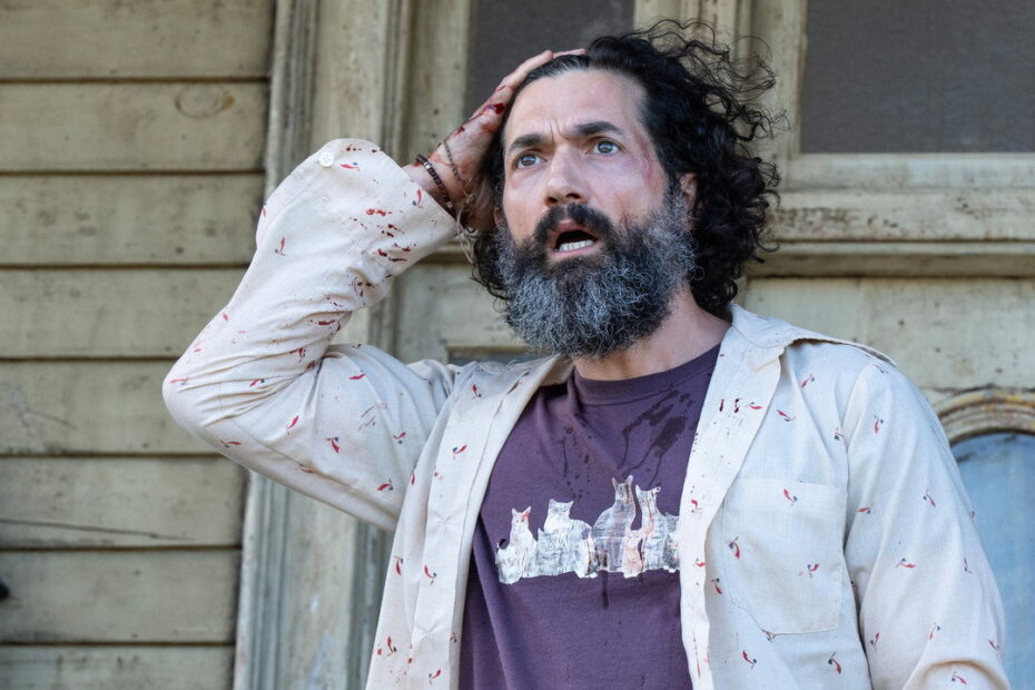 Un'immagine tratta dalla quarta stagione di From, serie tv disponibile su Paramount+
