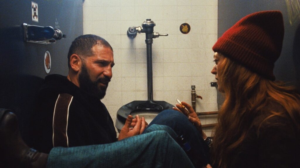 Sherri e Mikey in una delle scene più intense di Gary