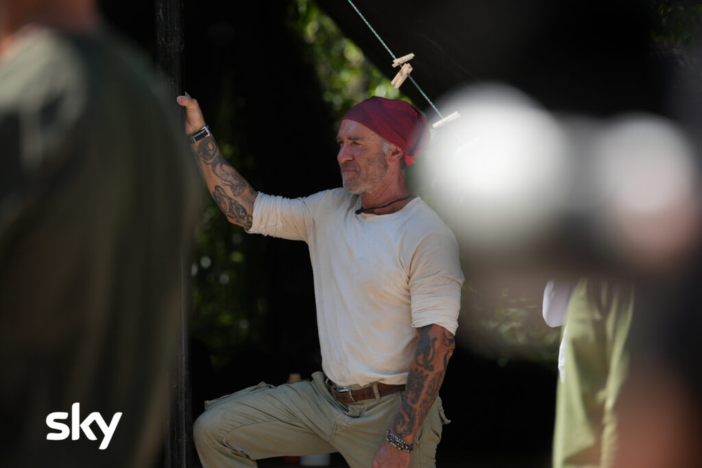 Roberto nella quinta puntata di Money Road 2 - Immagini concesse da Sky Italia