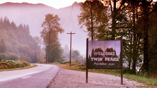 il celebre cartello d'ingresso a Twin Peaks