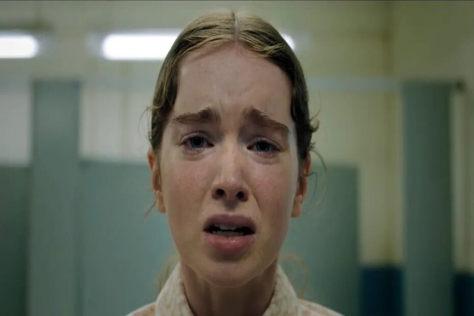 una scena del trailer di Carrie