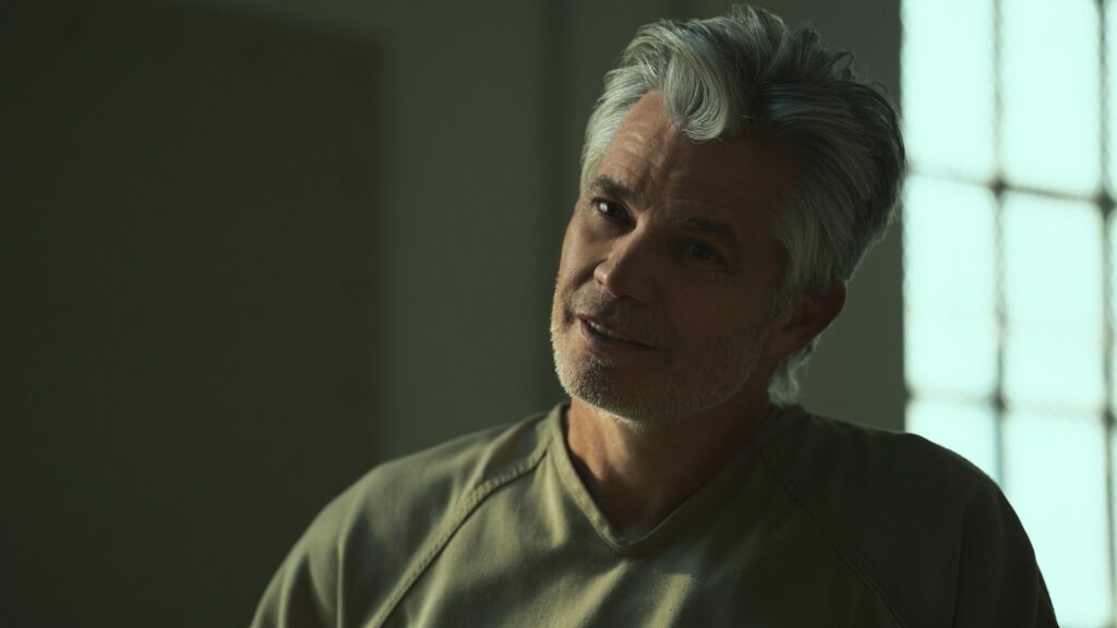 Olyphant è John Armstrong in Lucky
