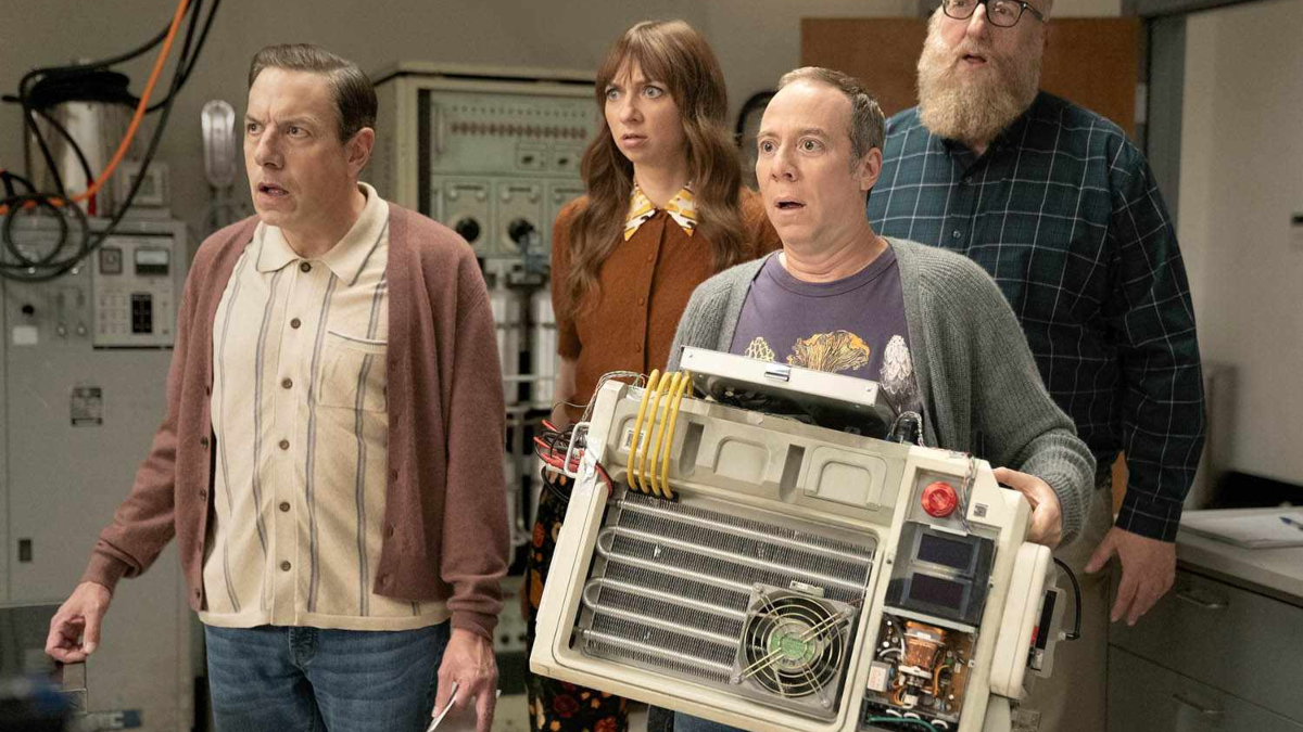 Stuart ha in mano un qualcosa di quantistico che può resettare il mondo, e insieme a Kripki Bert e Denise è intenzionato a provarci in Stuart Fails to Save the Universe