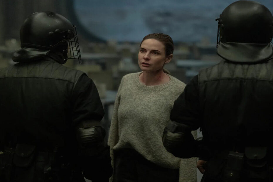 Una scena del finale di stagione di Silo 3