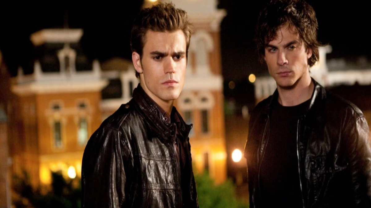 Damon e Stefan Salvatore in The Vampire Diaries