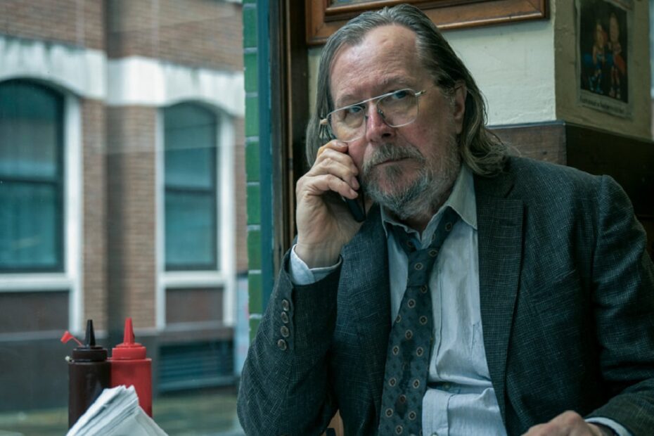 Gary Oldman in una scena di Slow Horses, una delle migliori serie tv di settembre