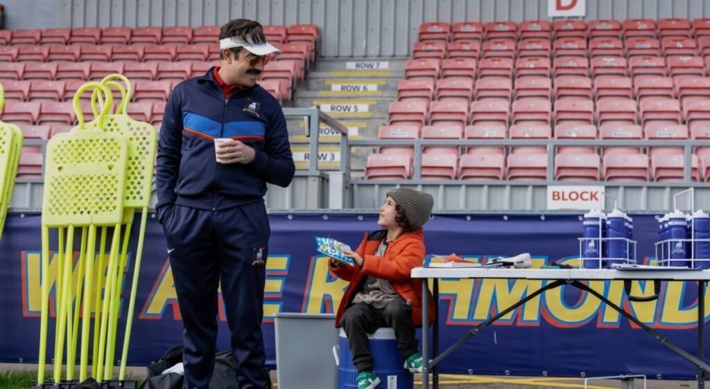 Ted Lasso e il figlio di Lizzie