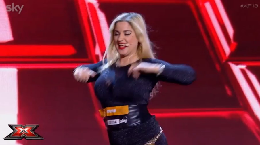 Valentina Mazza - Cubista , una delle esibizioni più divertenti di X Factor