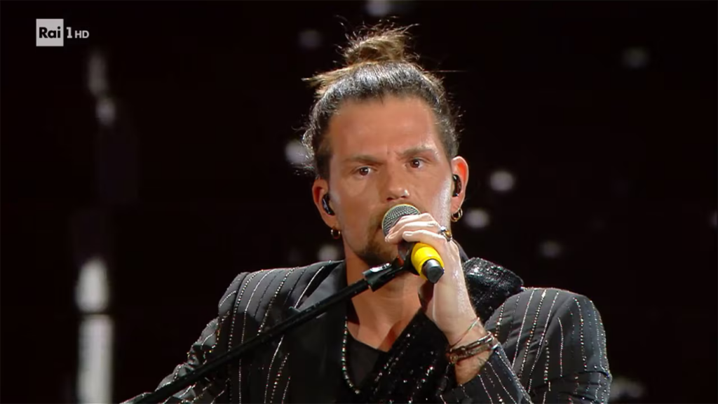 Enrico Nigiotti , ex concorrente di X Factor
