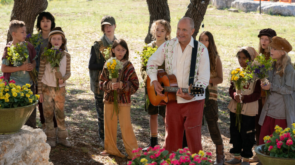 Woody organizza una serenata per sua moglie