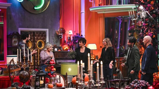 Il cast di LOL Halloween Special