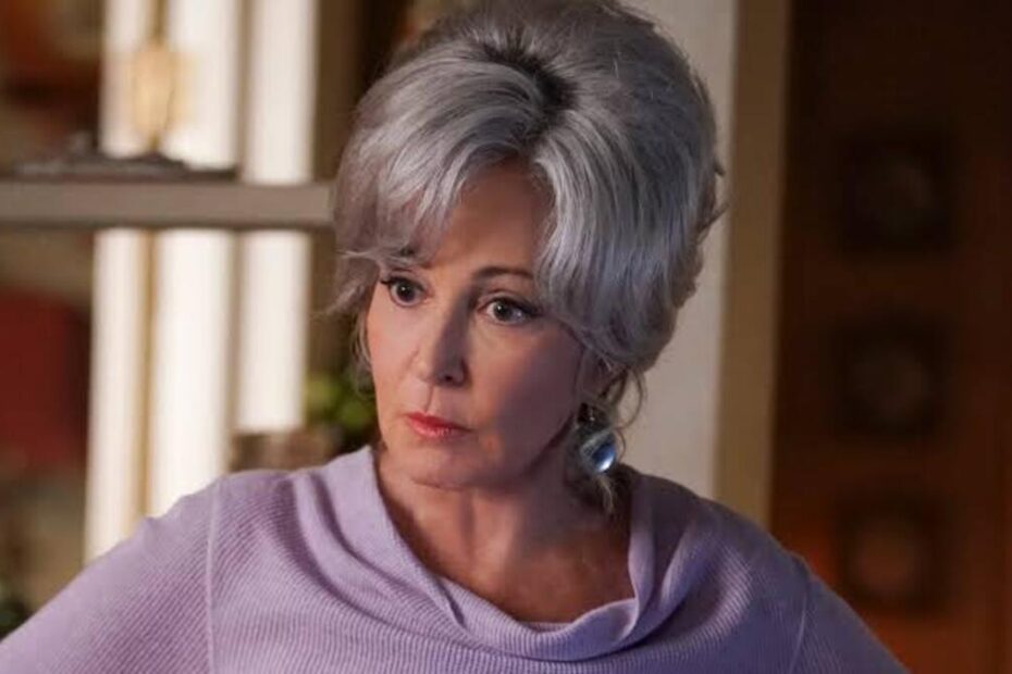 Annie Potts in Young Sheldon