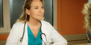 Un'immagine de 'La Dottoressa Giò', una delle peggiori serie tv italiane di tutti i tempi