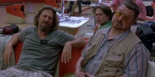 una sce de Il Grande Lebowski, uno dei migliori film da vedere su amazon prime video