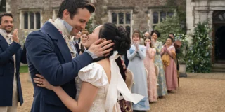 Sophie e Benedict in una scena di Bridgerton 4 Vol.2